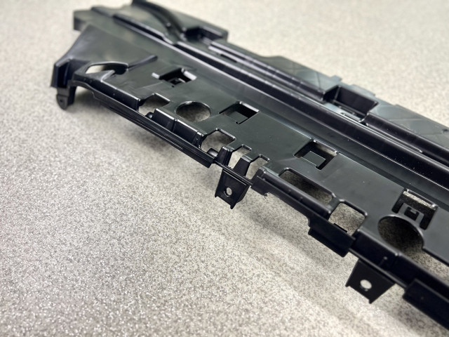 Підсилювач заднього бампера - M Paket - BMW 5 (G30/G31) 51128064714