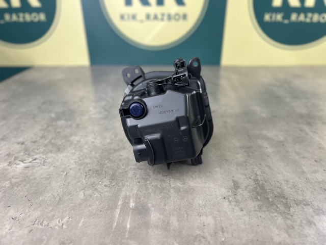 Протитуманна фара LED (права) - BMW 5 (F10/F11/F07) 63177311294