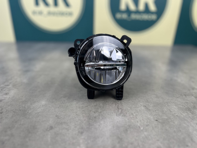 Протитуманна фара LED (права) - BMW 1/3/3GT/4 (F20/F21/F34/F30/F31) (F32/F33/F36) 63177315560