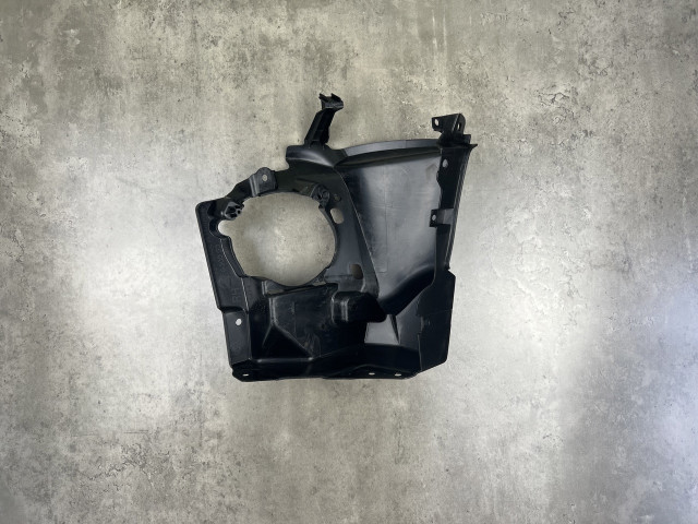 Рамка протитуманної фари (права) M Paket - BMW 4 (F32/F33/F36/F82) 51118054512