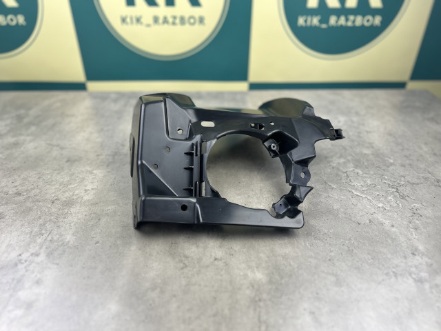 Рамка протитуманної фари (права) M Paket - BMW 4 (F32/F33/F36/F82) 51118054512