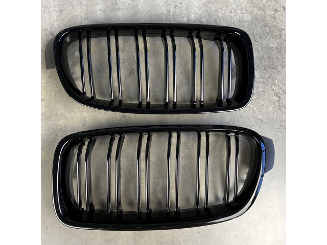 Решітка радіатора - M Paket - BMW 3 (F30/F31) 51137260498 51137260497
