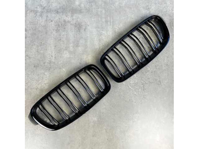 Решітка радіатора - M Paket - BMW 3 (F30/F31) 51137260498 51137260497