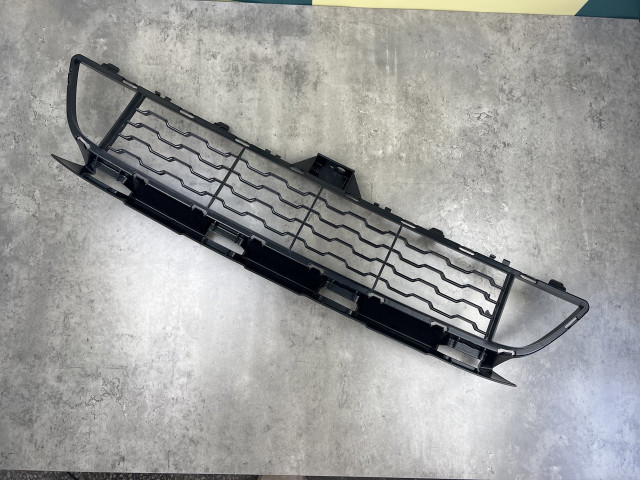 Центральна решітка переднього бампера - M Paket - BMW 4 (F32/F33/F36/F82) 51118054503