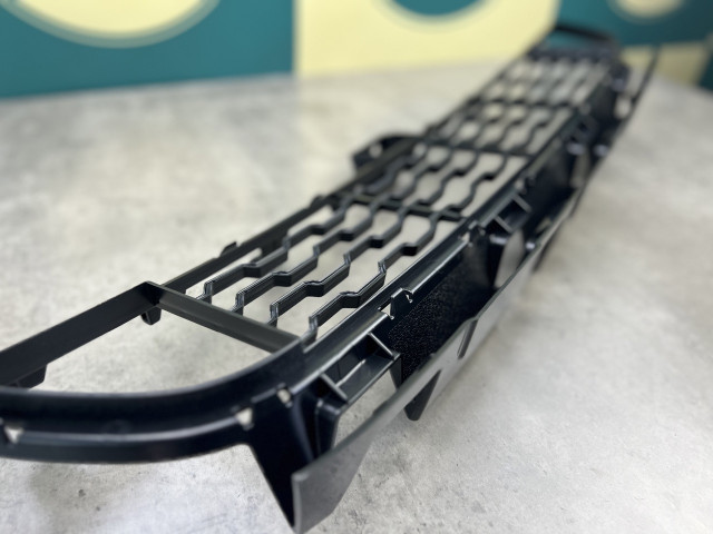 Центральна решітка переднього бампера - M Paket - BMW 4 (F32/F33/F36/F82) 51118054503
