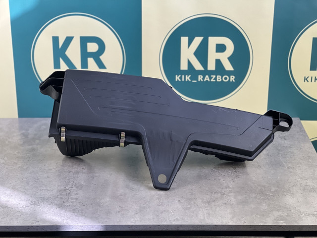 Корпус повітряного фільтра - BMW 3 (F30/F31) 13717597589