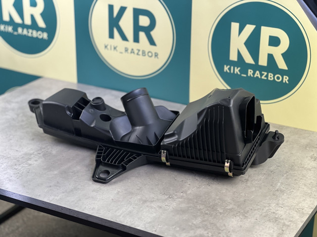 Корпус повітряного фільтра - BMW 3 (F30/F31) 13717597589