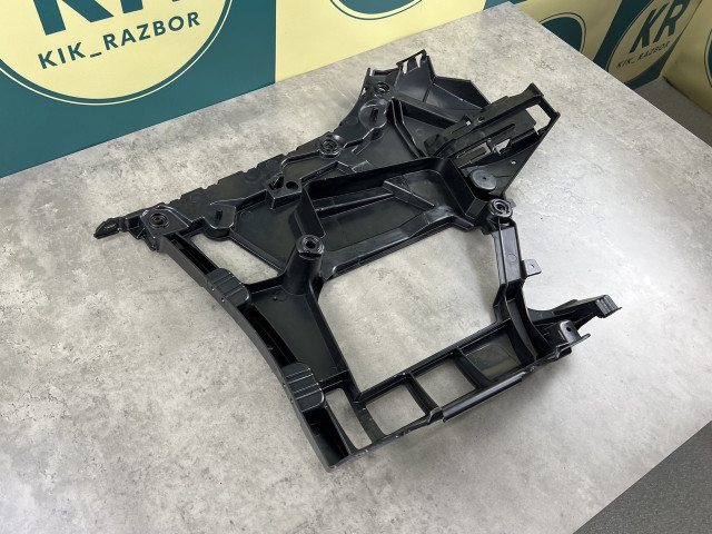 Кріплення заднього бампера (права ч.) - BMW 3 (G20/G21) 51127427968