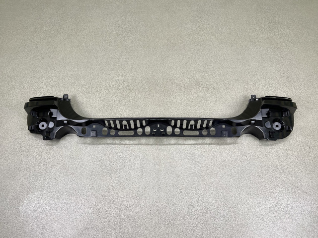 Кріплення заднього бампера (центр.) - BMW 5 (F10/F11) 51127184766