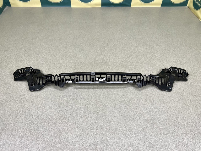 Направляюча заднього бамперу - BMW 3 (F30) 51127256922
