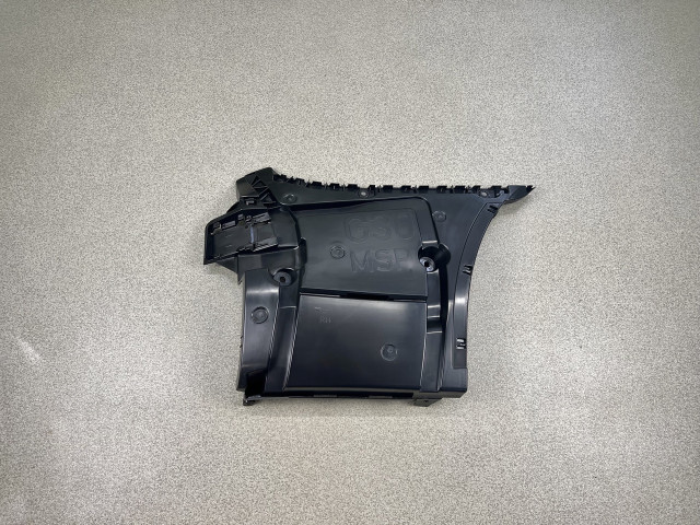 Кріплення заднього бампера (права ч.) - M Paket - BMW 5 (G30) 51128066722