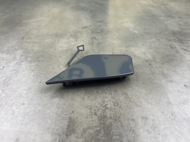 Заглушка буксирувального крюка (зад) - M5 Look - BMW 5 (G30/G31) 51128073380