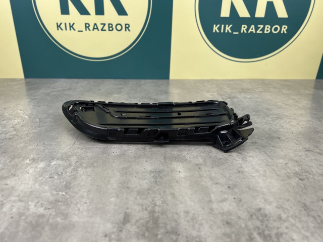 Решітка в бампер (права) - X-LINE - BMW X3 (F25) 51117347946