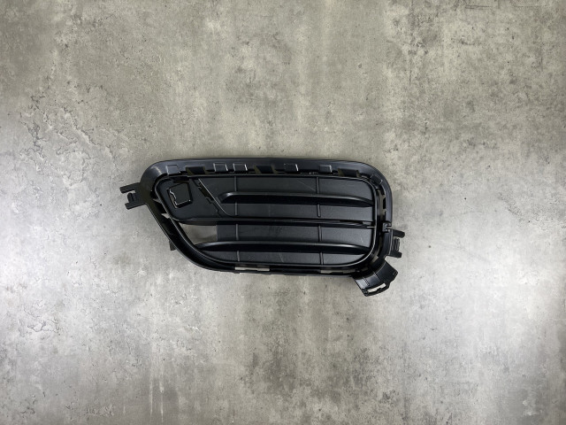 Решітка в бампер (ліва) - X-LINE - BMW X3 (F25) 51117347945