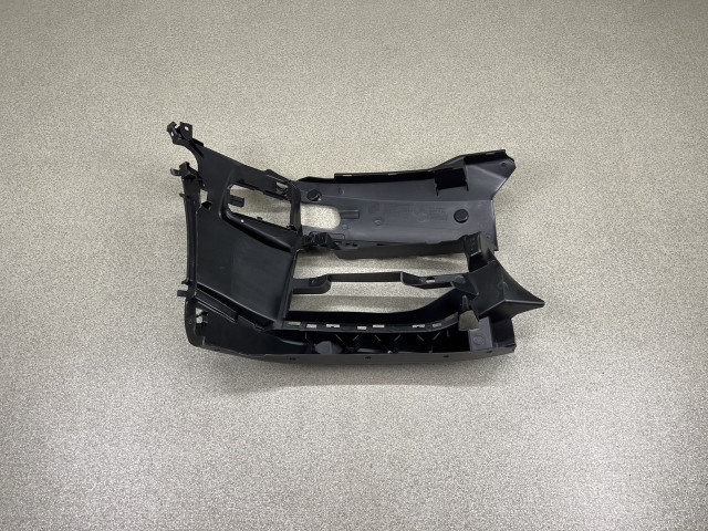Кріплення переднього бампера (ліва ч.) - M Paket - BMW 5 (G30/G31) 51118064967