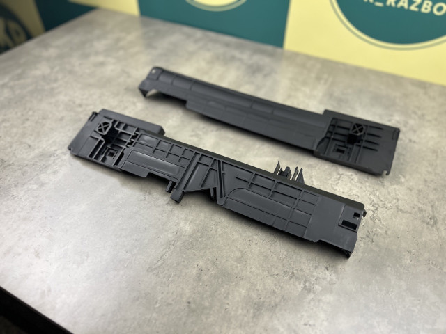 Кріплення радіатора - BMW 1/2/3/3GT/4 (F20/F21/F22/F23/F87 F30/F31/F32/F33/F34) 17117600536
