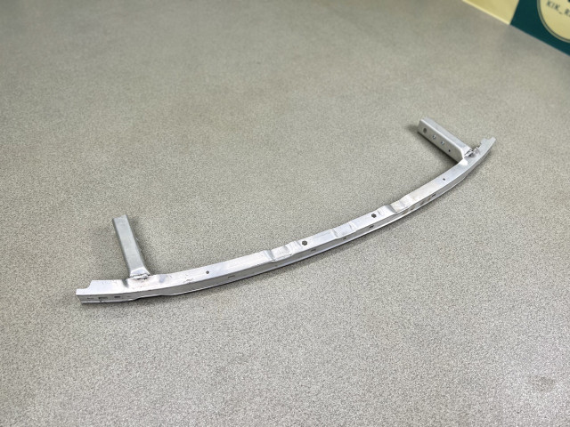 Підсилювач переднього бампера - BMW 5 (G30) 51117385290