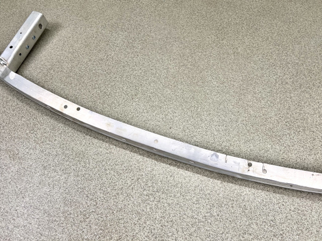 Підсилювач переднього бампера - BMW 5 (G30) 51117385290