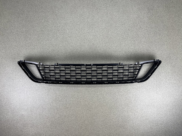 Центральна решітка переднього бамперу - M Paket (рест.) - BMW 5 (G30/G31) 51118098663