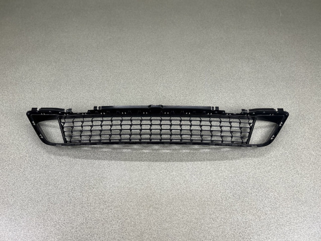 Центральна решітка переднього бамперу - M Paket (рест.) - BMW 5 (G30/G31) 51118098663