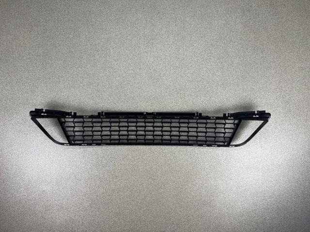 Центральна решітка переднього бамперу - M Paket (рест.) - BMW 5 (G30/G31) 51118098663
