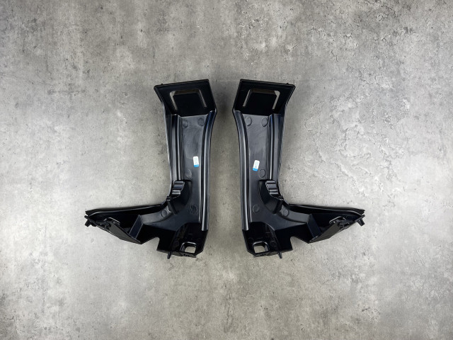 Опора переднього бампера (правий) - BMW 5 (F10/F11) 51117207932