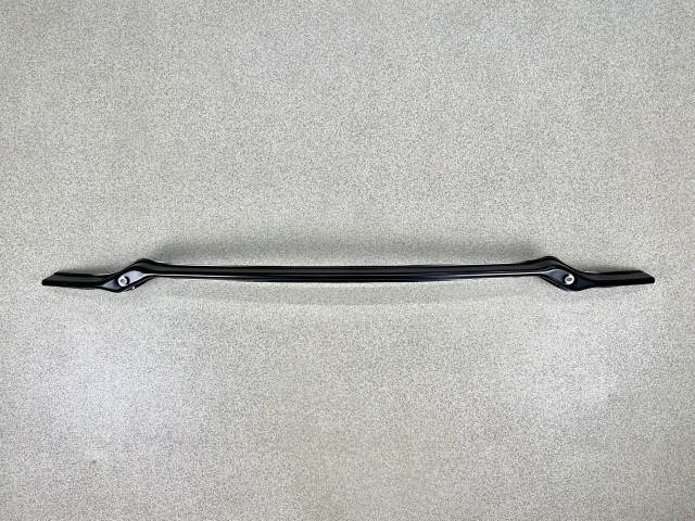 Кронштейн переднього бампера - BMW 1/2/3/3GT/4 (F20/F21/F22/F23 F30/F31/F34/F32/F33/F36) 51647266325