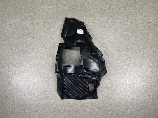 Підкрилок правий (перед) - BMW 4 (F32/F33/F36) 51717260730