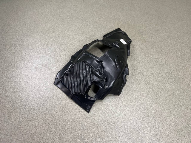 Підкрилок правий (перед) - BMW 4 (F32/F33/F36) 51717260730