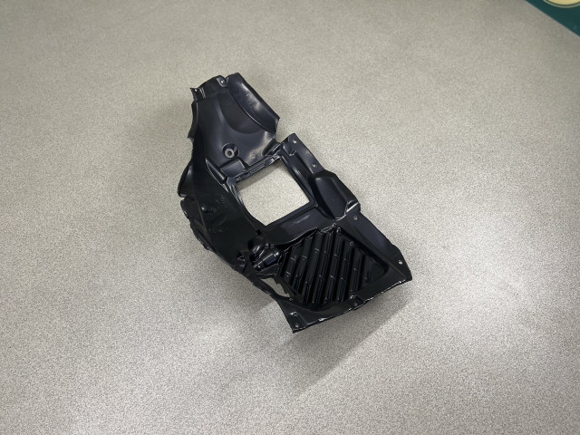 Підкрилок правий (перед) - BMW 4 (F32/F33/F36) 51717260730