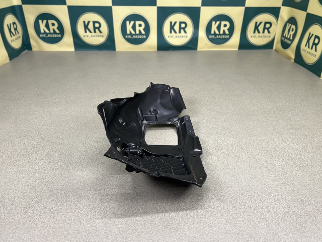 Підкрилок правий (перед) - BMW 4 (F32/F33/F36) 51717260730