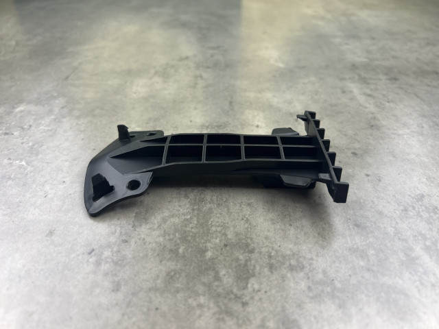 Кріплення переднього бампера - BMW 3 (F30/F31) 51117300884