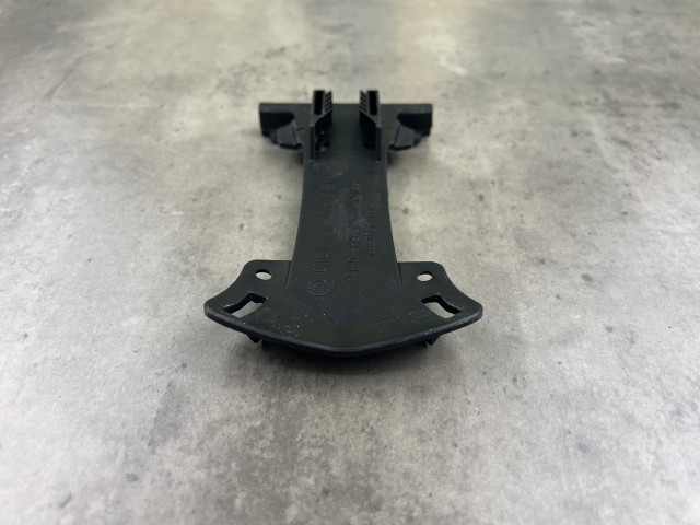 Кріплення переднього бампера - BMW 3 (F30/F31) 51117300884