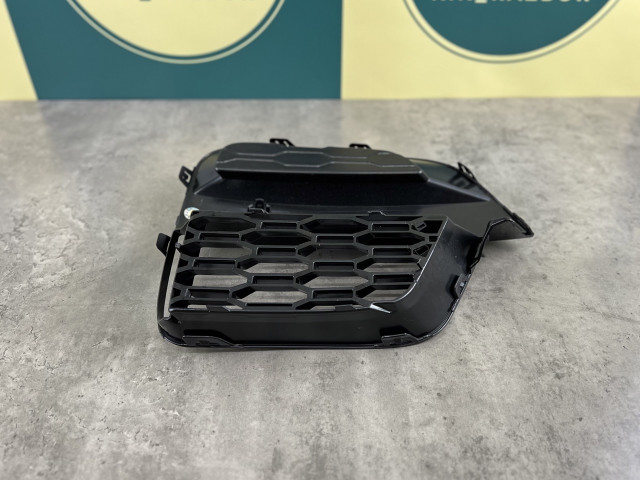 Решітка в бампер (ліва) - M Paket - BMW X3/X4 (G01/G02) 51118081523