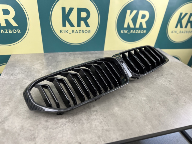 Решітка радіатора (ноздрі) рест. - M5 (подвійні, карбон) - BMW 5 LCI (G30/G31)