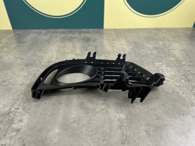 Решітка в бампер (права) - M Paket - BMW 3 GT (F34) 51118057324