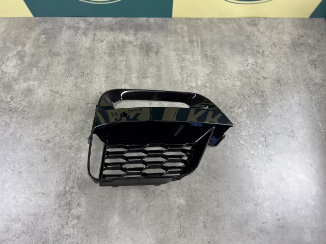 Решітка в бампер (права) - M Paket - BMW X3/X4 (G01/G02) 51118092758