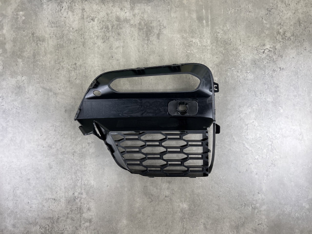 Решітка в бампер (права) - M Paket - BMW X3/X4 (G01/G02) 51118092758