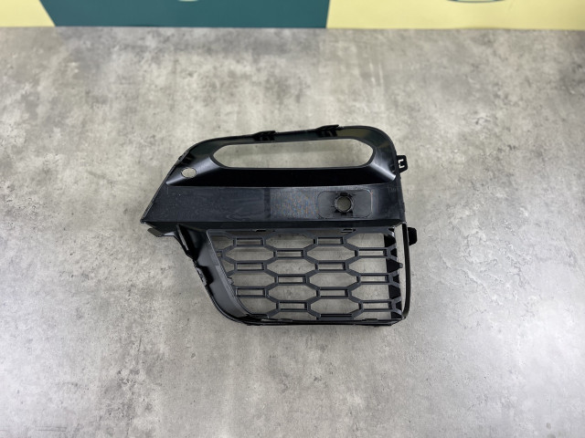 Решітка в бампер (права) - M Paket - BMW X3/X4 (G01/G02) 51118092758