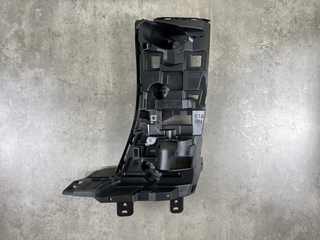 Кріплення заднього бампера (праве) - M Paket - BMW X5 (G05) 51128069246