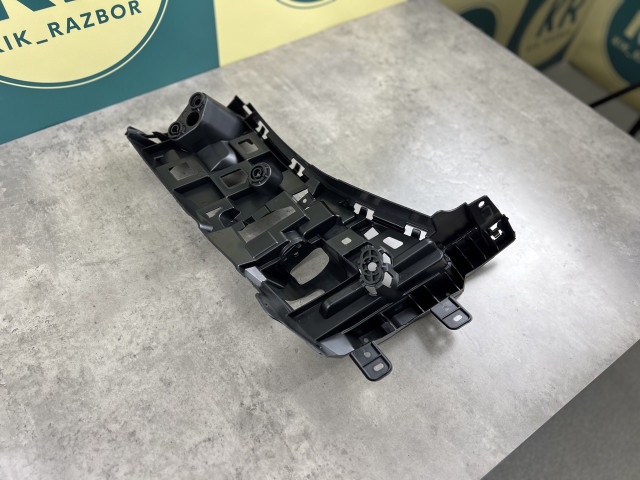 Кріплення заднього бампера (праве) - M Paket - BMW X5 (G05) 51128069246