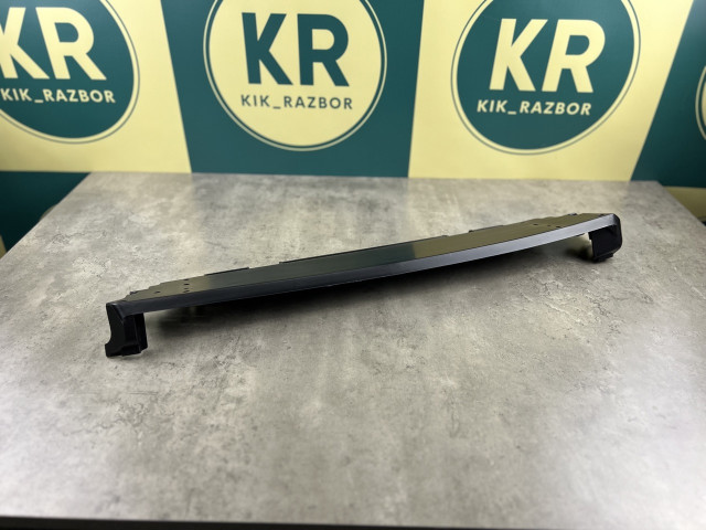 Кріплення радіатора (низ) - BMW 3 (G20/G21) 17118666838