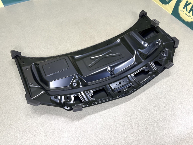 Капот (metallic) - Mercedes Benz – Sprinter (W906) 9068800257