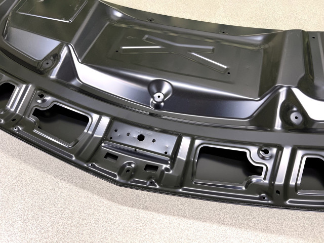 Капот (metallic) - Mercedes Benz – Sprinter (W906) 9068800257