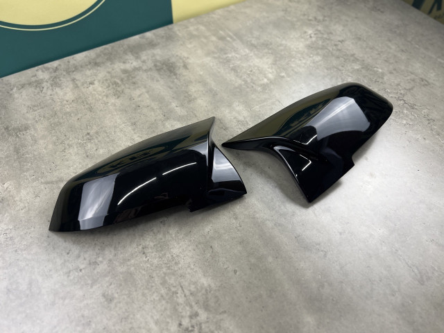 Накладка дзеркала (глянець) – M4 – BMW 4 (F32/F33/F36)