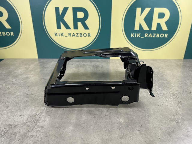 Кронштейн підсилювача бампера (правий) - BMW 3 (G20/G21/G26) 51119449062