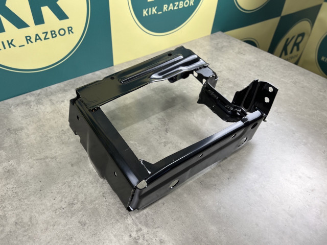 Кронштейн підсилювача бампера (правий) - BMW 3 (G20/G21/G26) 51119449062