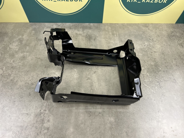 Кронштейн підсилювача бампера (правий) - BMW 3 (G20/G21/G26) 51119449062