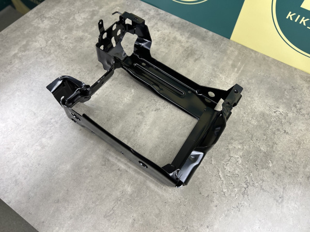Кронштейн підсилювача бампера (правий) - BMW 3 (G20/G21/G26) 51119449062