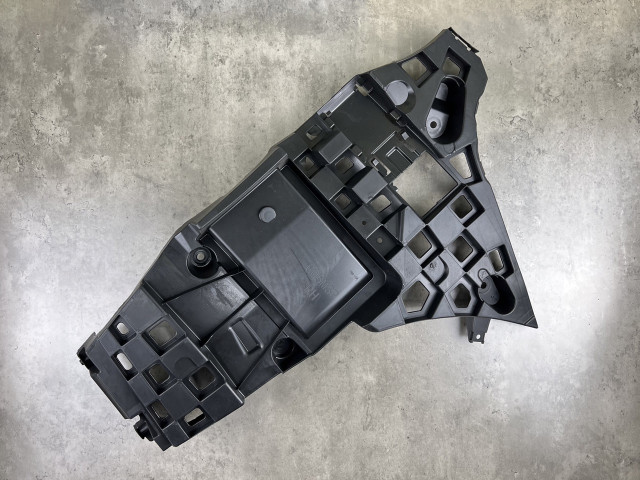 Кріплення заднього бампера (праве) - M Paket - BMW X5 (G05) 51128069248